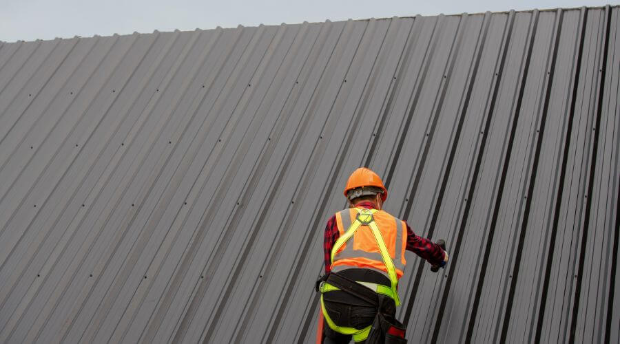 Professional gutter cleaning in Crittenden, KY
